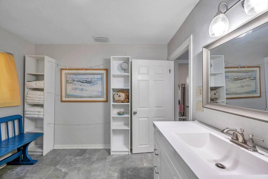 Pink Sunshine: Private Heated Pool And Spa, Close To * Largo